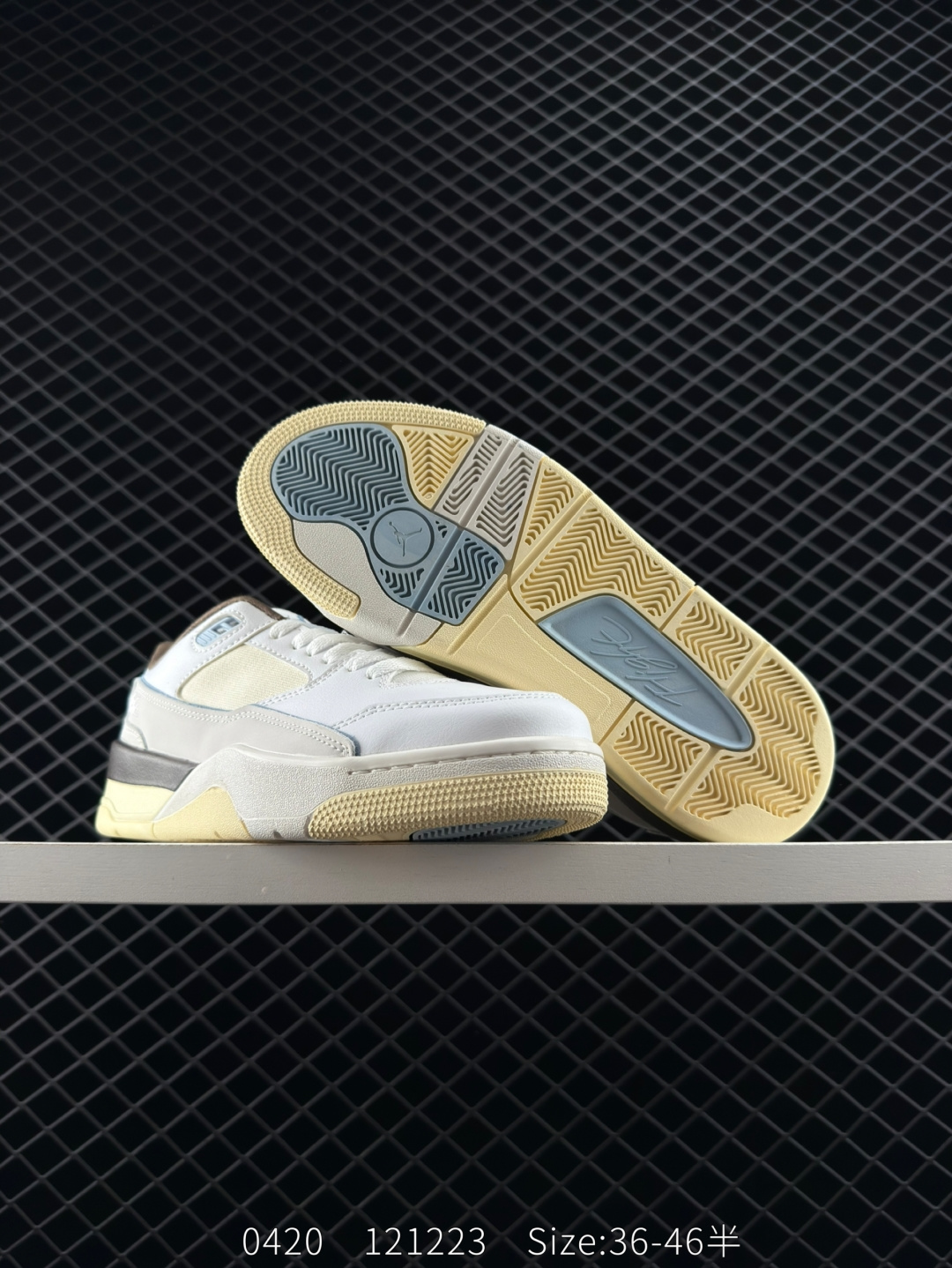 NIKE  JORDAN FLIGHT COURT